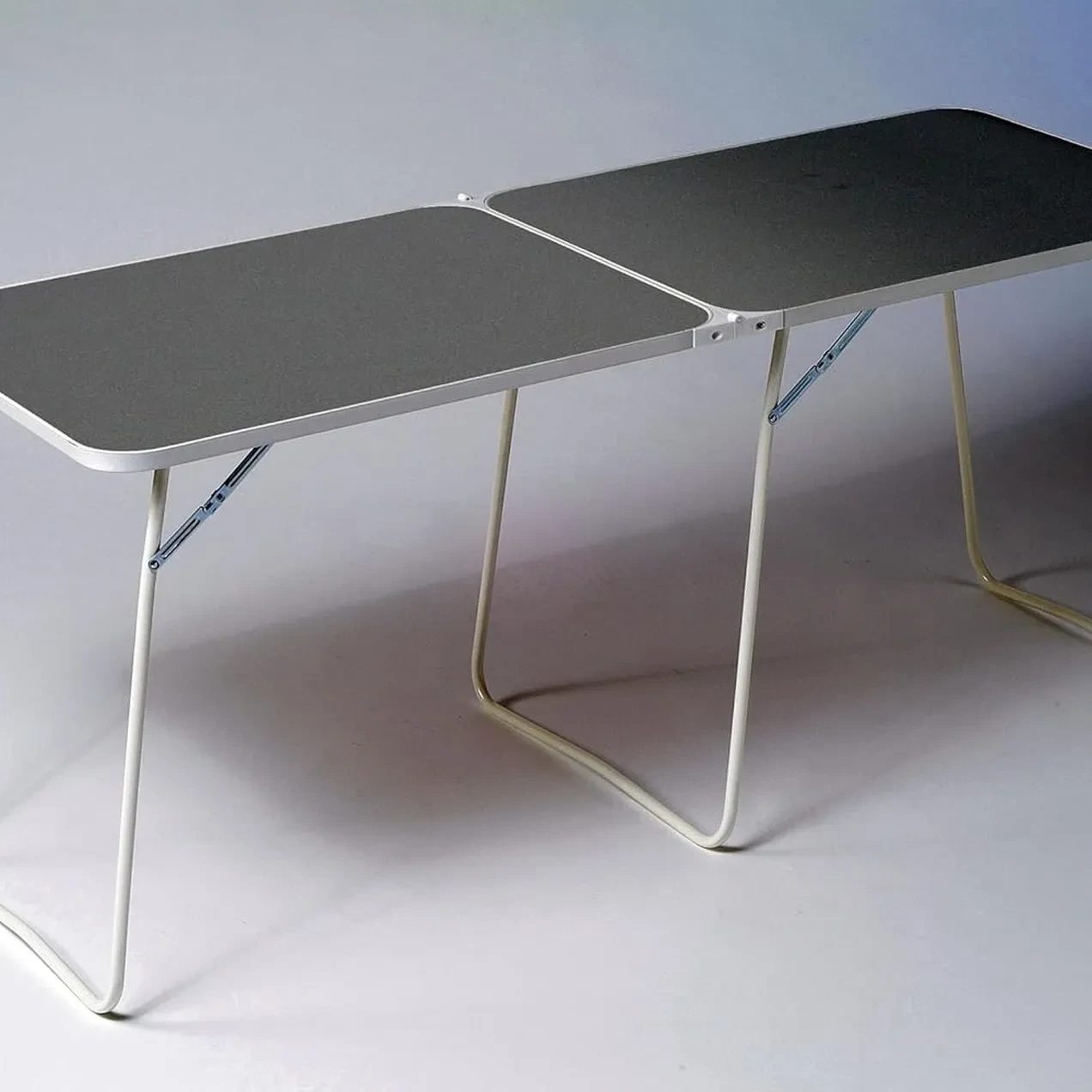 Imagen de MESA CAMP 160x60 130B DUROLAC