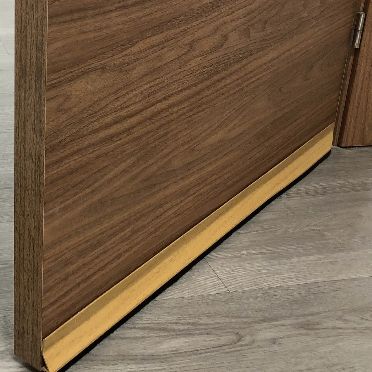 Imagen de BR BURLETE PVC FLECOS ADHESIVO 93,5CM ROBLE BR BURLETE PVC FLECOS ADHESIVO 93,5CM ROBLE