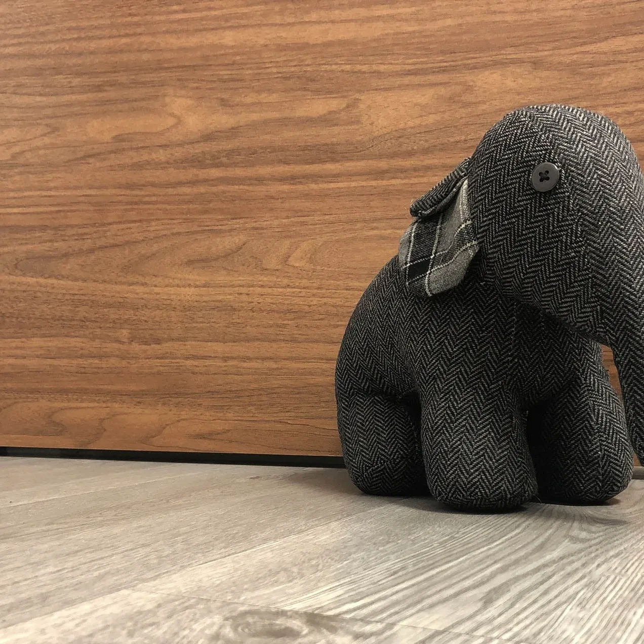 Imagen de BR SUJETAPUERTA TEXTIL ELEFANTE BR SUJETAPUERTA TEXTIL ELEFANTE
